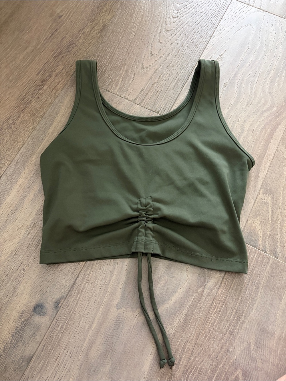 STRUT-THIS X REVOLVE - Women’s Olive Green Cropped Workout Top Size Medium